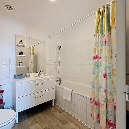 Duplex Spacieux Calme A Deux Pas Du Centre-ville *