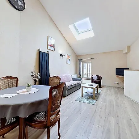 דירה Duplex Spacieux Calme A Deux Pas Du Centre-ville